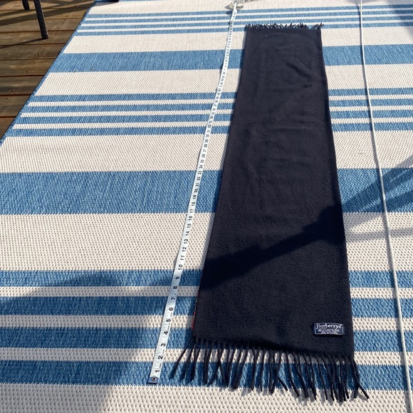 Vintage Burberry 2 sided 💯% Silk Paisley SCARF backed W/ wool/cash EUC🔥Must 👀 - Picture 6 of 17